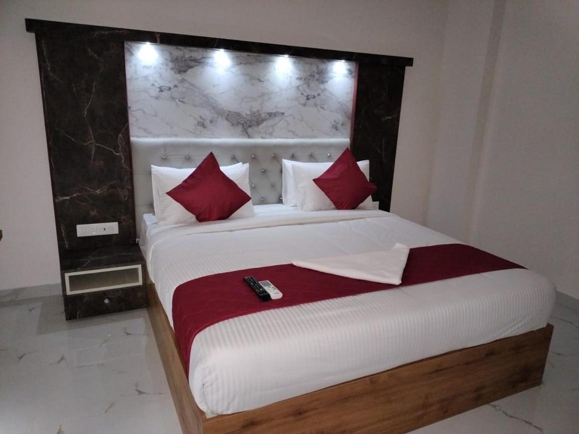 Mayuri Residency Hotel Attibele Exterior foto